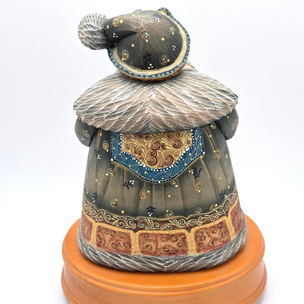 G. DeBrekht Frosted Santa 2002‎ Regal Music Series Musical Rotating Ceramic Rare